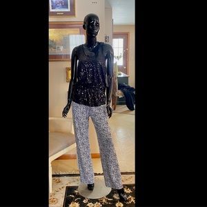 Karen Kane swag pull-on pants!